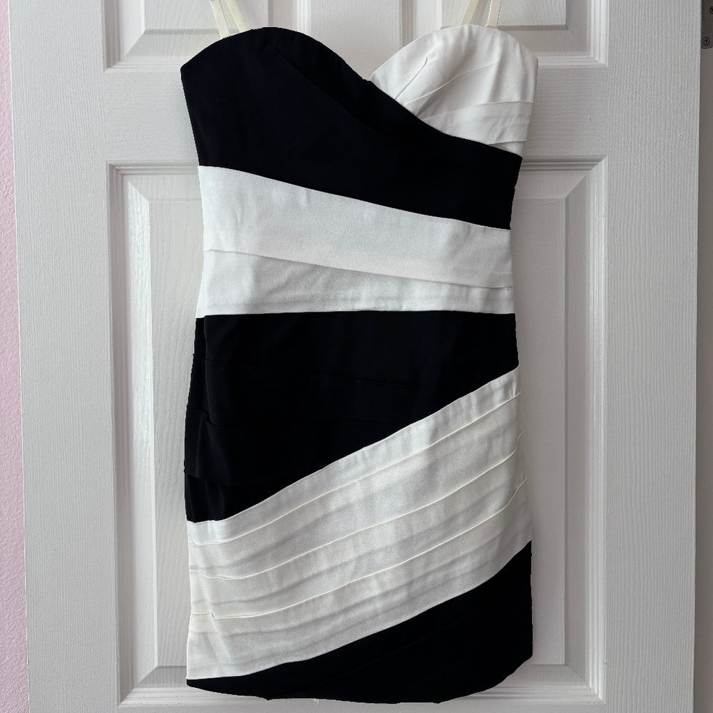 BCBGMaxAzria "Kalea" Strapless Mini Dress - Black & White Size 8 - Picture 4 of 13